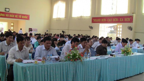 VP - Sở Giáo dục và Đào tạo tổ chức Hội  nghị tổng kết năm học 2013 - 2014 và triển khai nhiệm vụ năm học 2014 - 2015