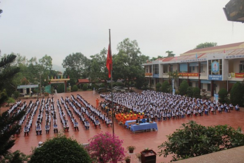 Văn phòng. Trường THPT Phan Đình Giót tổ chức Hội thi “Em chung tay tiết kiệm điện năm 2015”