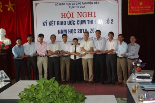 VP- KÝ KẾT GIAO ƯỚC THI ĐUA CỤM SỐ 2 NĂM HỌC 2016-2017