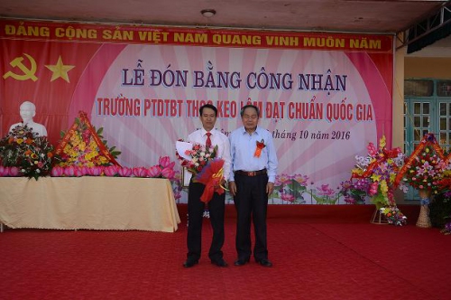 HKH- Trường PTDT Bán trú Trung học cơ sở Keo Lôm đón bằng công nhận trường đạt chuẩn Quốc gia