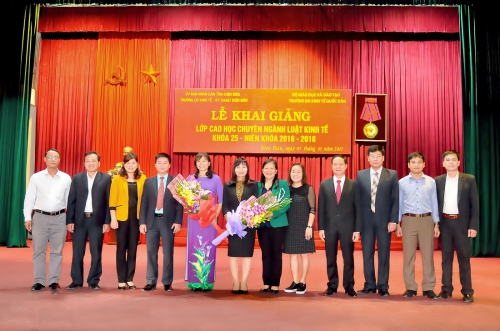 GDTX&CN – Khai giảng lớp thạc sĩ ngành Luật Kinh tế, Khóa 25 (2016-2018)