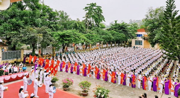 Bộ Giáo dục và Đào tạo ban hành công văn gửi Ủy ban nhân dân các tỉnh, thành phố trực thuộc Trung ương về việc chấn chỉnh thực hiện các khoản thu đầu năm học 2020-2021 và đảm bảo các điều kiện thực hiện chương trình giáo dục phổ thông mới.