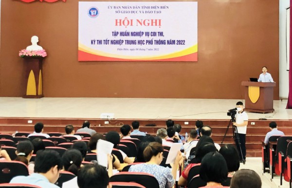 Tập huấn nghiệp vụ coi thi Kỳ thi tốt nghiệp THPT năm 2022