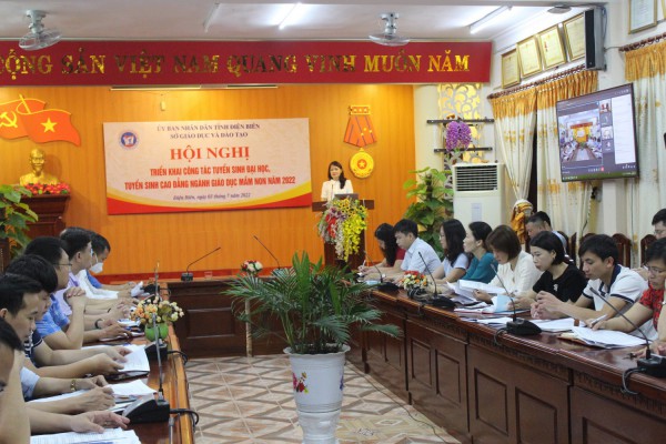 Hội nghị triển khai công tác tuyển sinh đại học; tuyển sinh cao đẳng ngành Giáo dục mầm non năm 2022