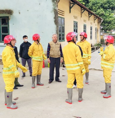 Trang bị kiến thức, kỹ năng phòng cháy, chữa cháy  và cứu nạn, cứu hộ trong nhà trường