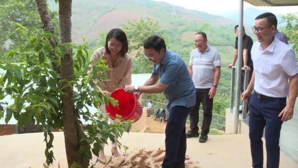 Huyện Tuần Giáo tổ chức lễ nghiệm thu, khánh thành Điểm trường Mầm Non - Tiểu học và THCS Pú Xi Hua Mức 3, xã Pú Xi